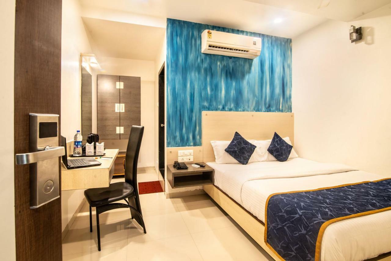 Hotel Sheetal Plaza สุรัต ภายนอก รูปภาพ
