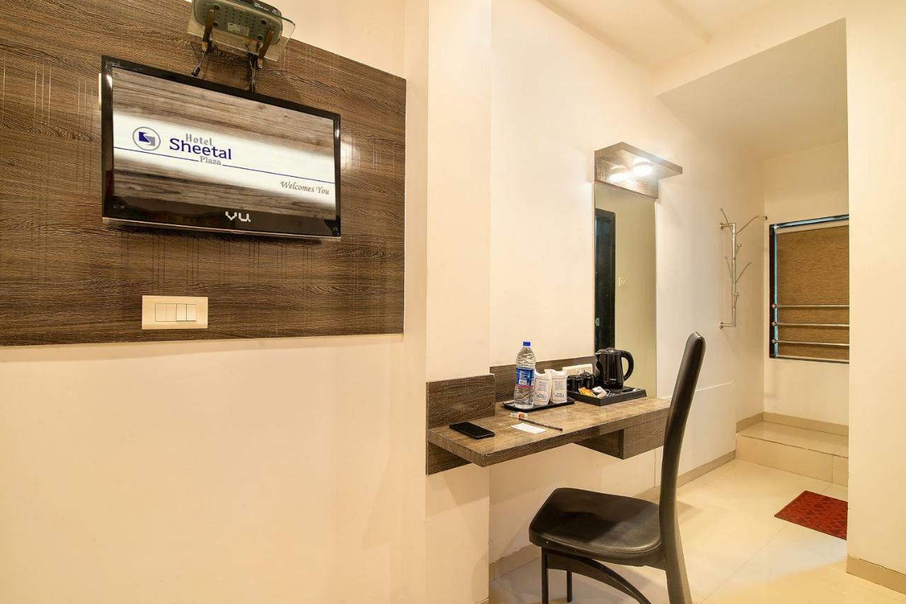 Hotel Sheetal Plaza สุรัต ภายนอก รูปภาพ