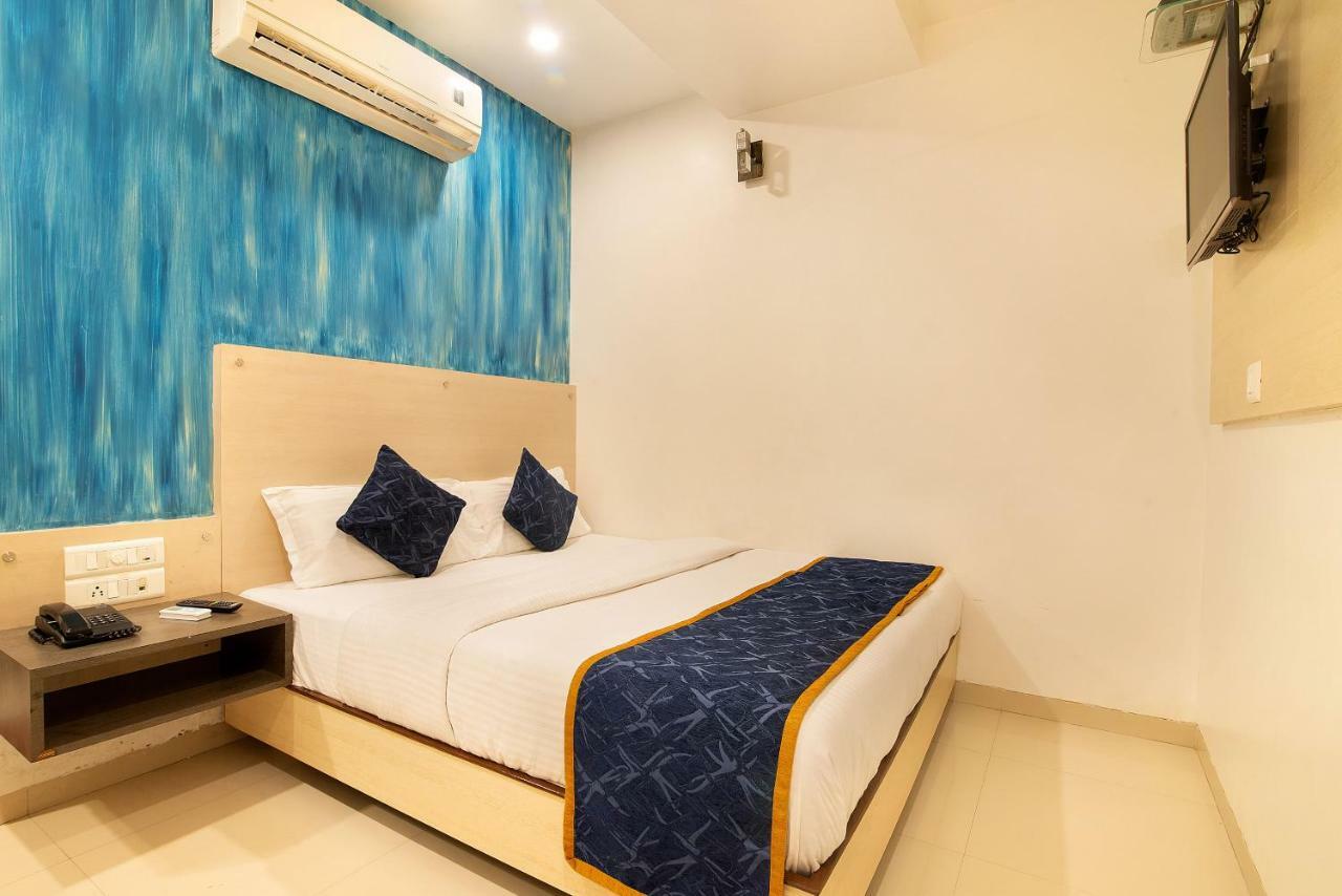 Hotel Sheetal Plaza สุรัต ภายนอก รูปภาพ