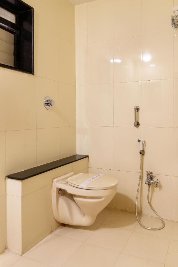Hotel Sheetal Plaza สุรัต ภายนอก รูปภาพ