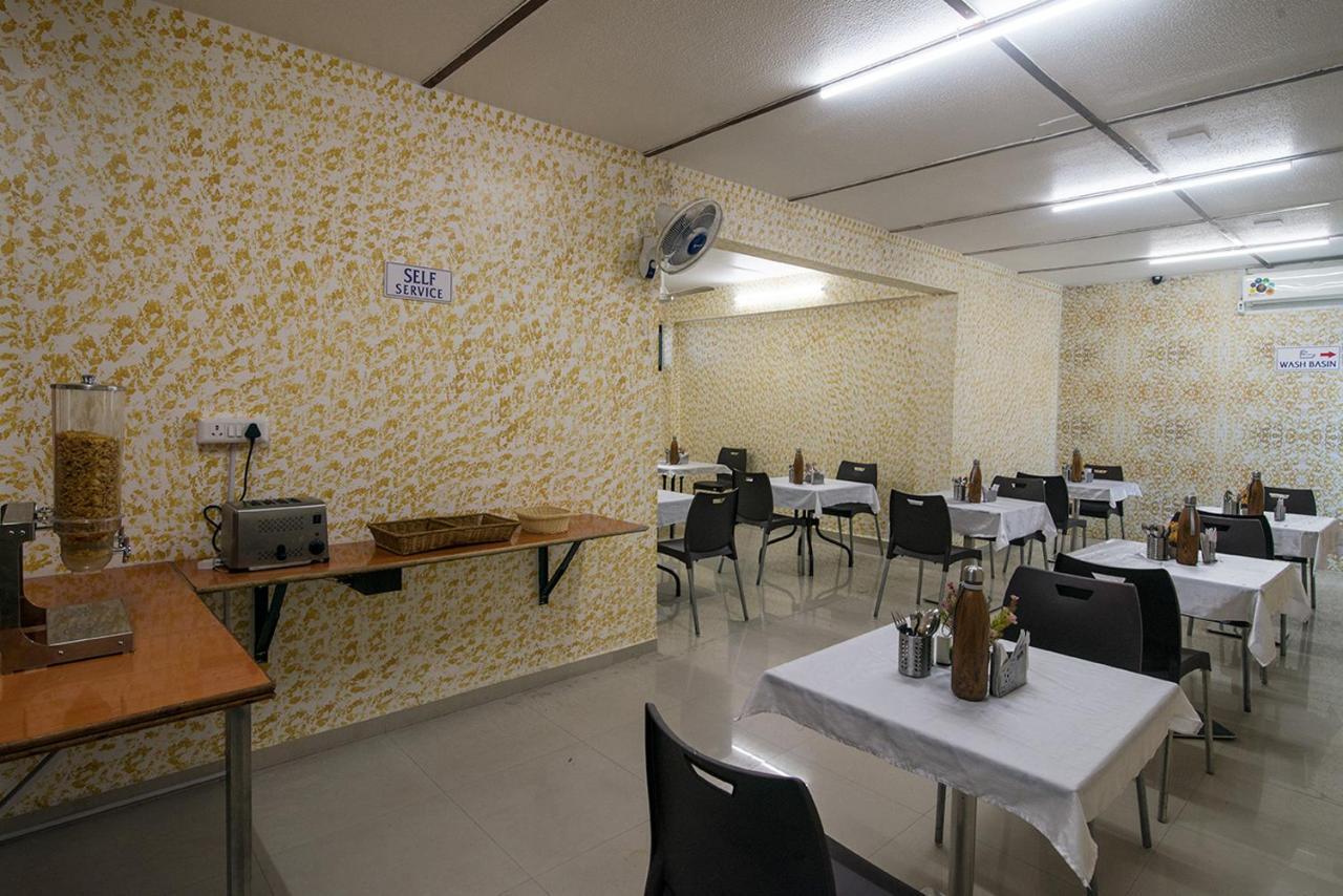 Hotel Sheetal Plaza สุรัต ภายนอก รูปภาพ